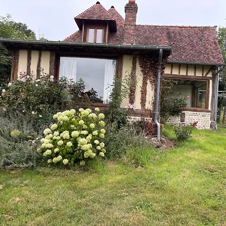 Ancien Pressoir Renove Avec Vue Exceptionnelle Sur La Nature Feriehus *