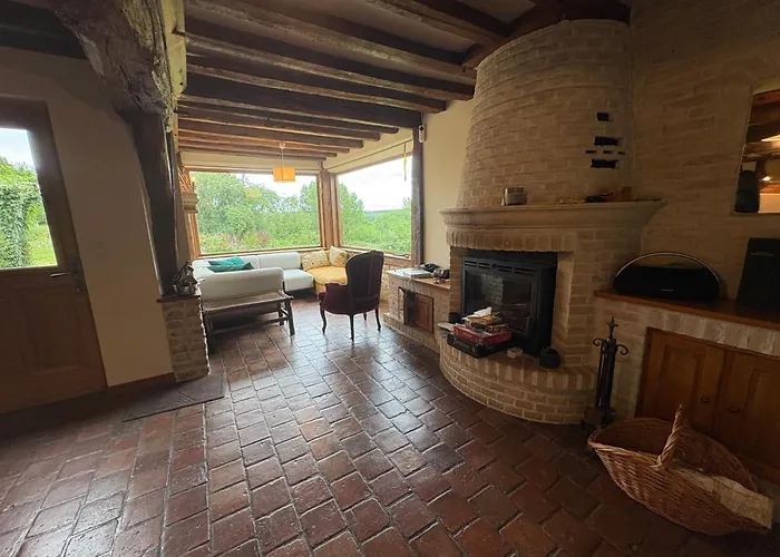 Ancien Pressoir Renove Avec Vue Exceptionnelle Sur La Nature Courtonne-la-Meurdrac