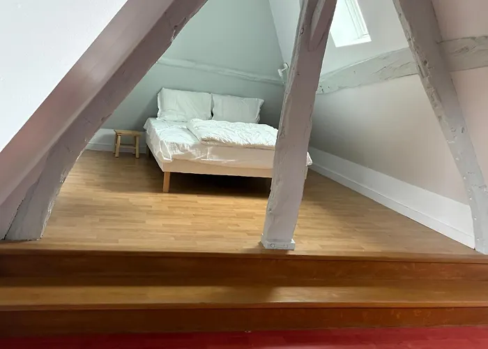 Ancien Pressoir Renove Avec Vue Exceptionnelle Sur La Nature Courtonne-la-Meurdrac