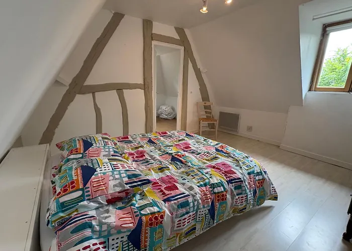 Charming House Surrounded By Nature * Courtonne-la-Meurdrac